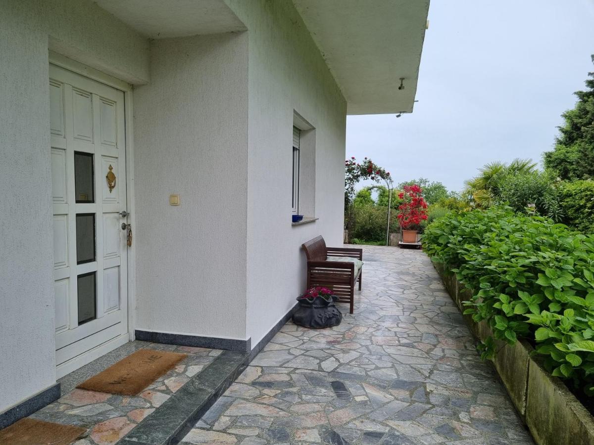 Garden Apartment Secovlje Exterior photo
